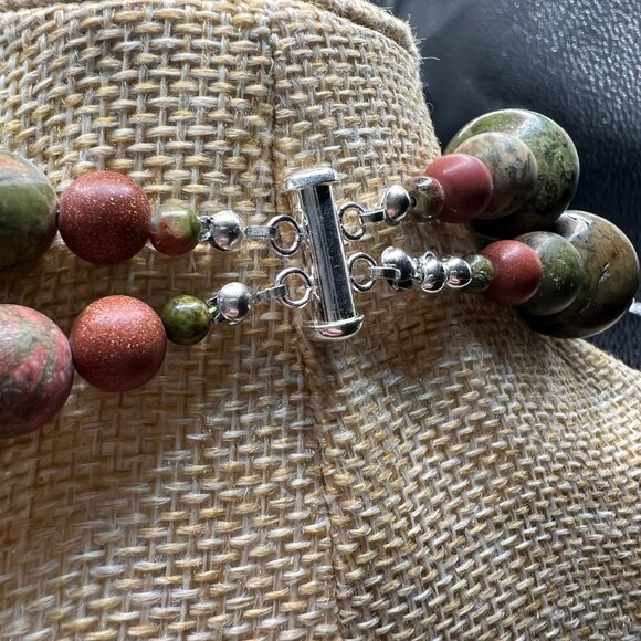 Artisan Serpentine & Unakite Multi-strand Statement Necklace - Picture 5 of 8